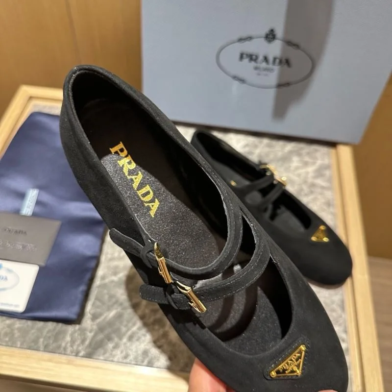 Prada Low Shoes NewStyle 34846