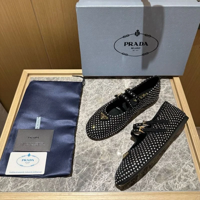Bright Prada Low Shoes 34835