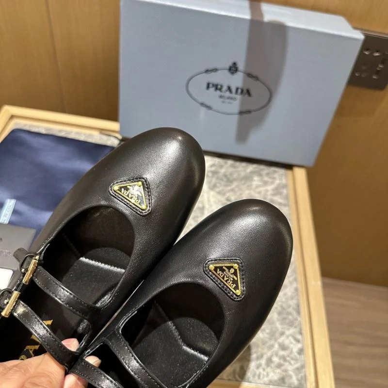 Affordable Prada Low Shoes 34831