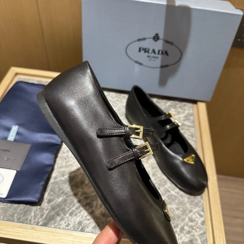Affordable Prada Low Shoes 34831
