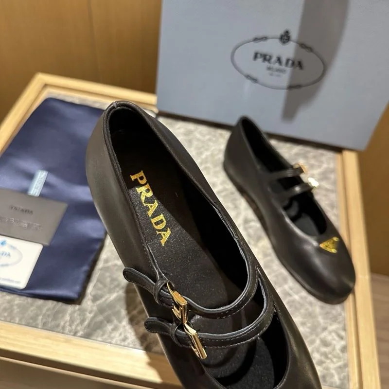 Affordable Prada Low Shoes 34831