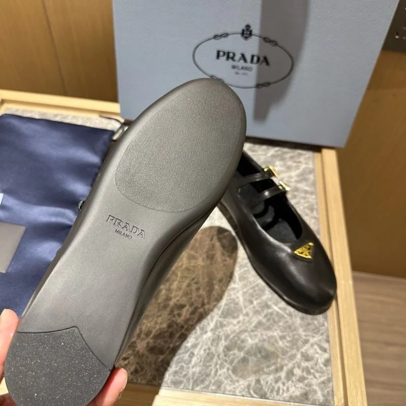 Affordable Prada Low Shoes 34831