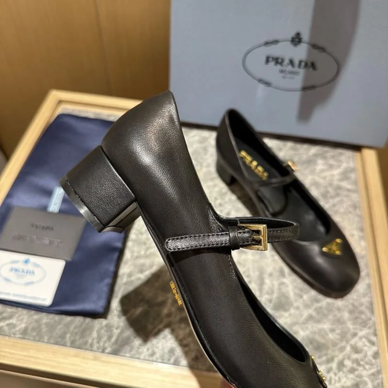 Premium Prada Low Shoes 34826