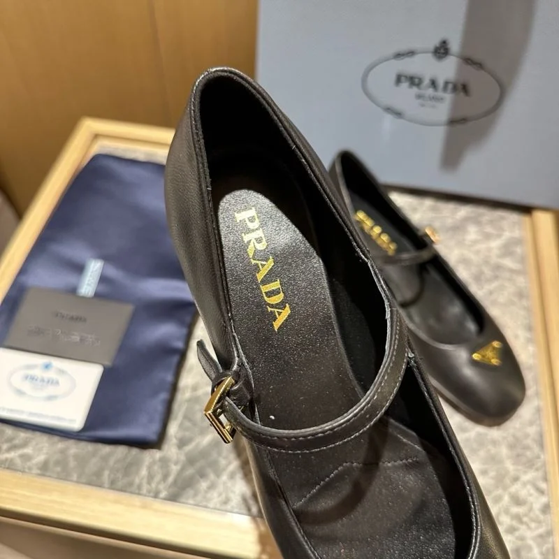 Premium Prada Low Shoes 34826