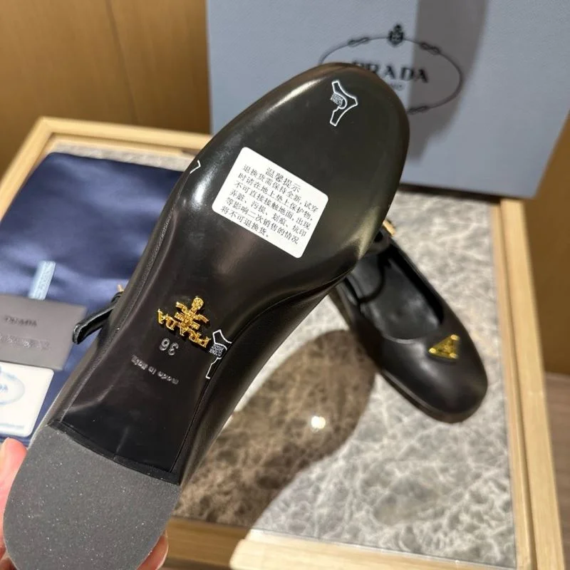 Premium Prada Low Shoes 34826