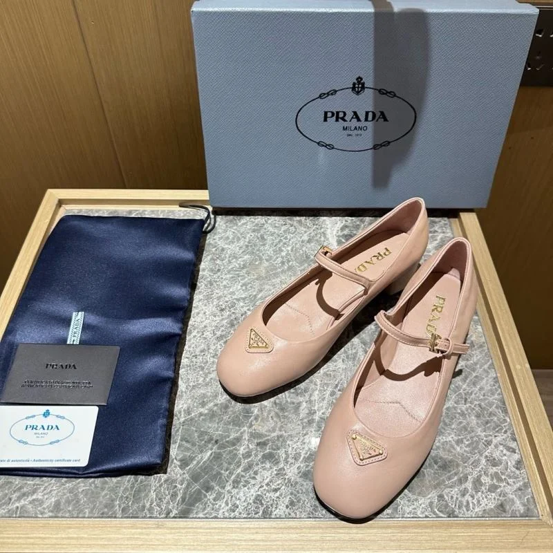 AllSeason Prada Low Shoes 34821