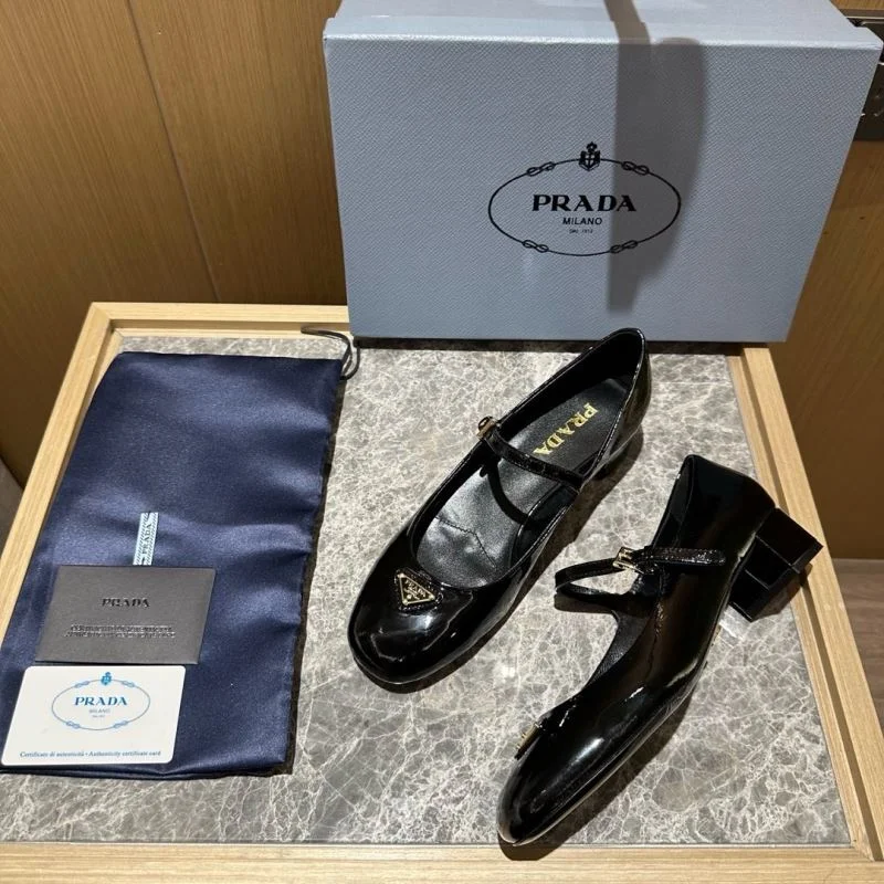 ZeroBulk Prada Low Shoes 34832