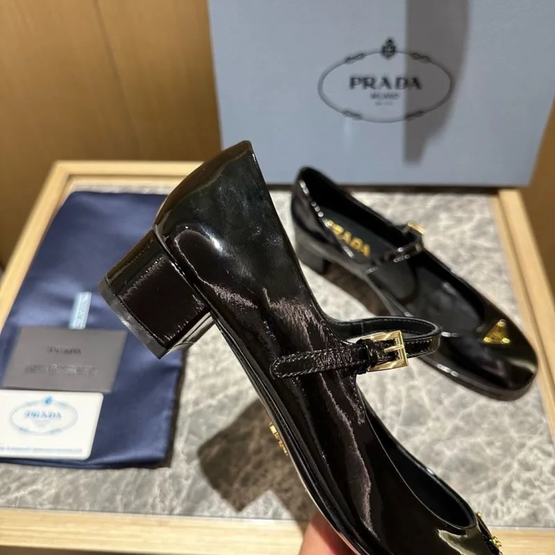 ZeroBulk Prada Low Shoes 34832