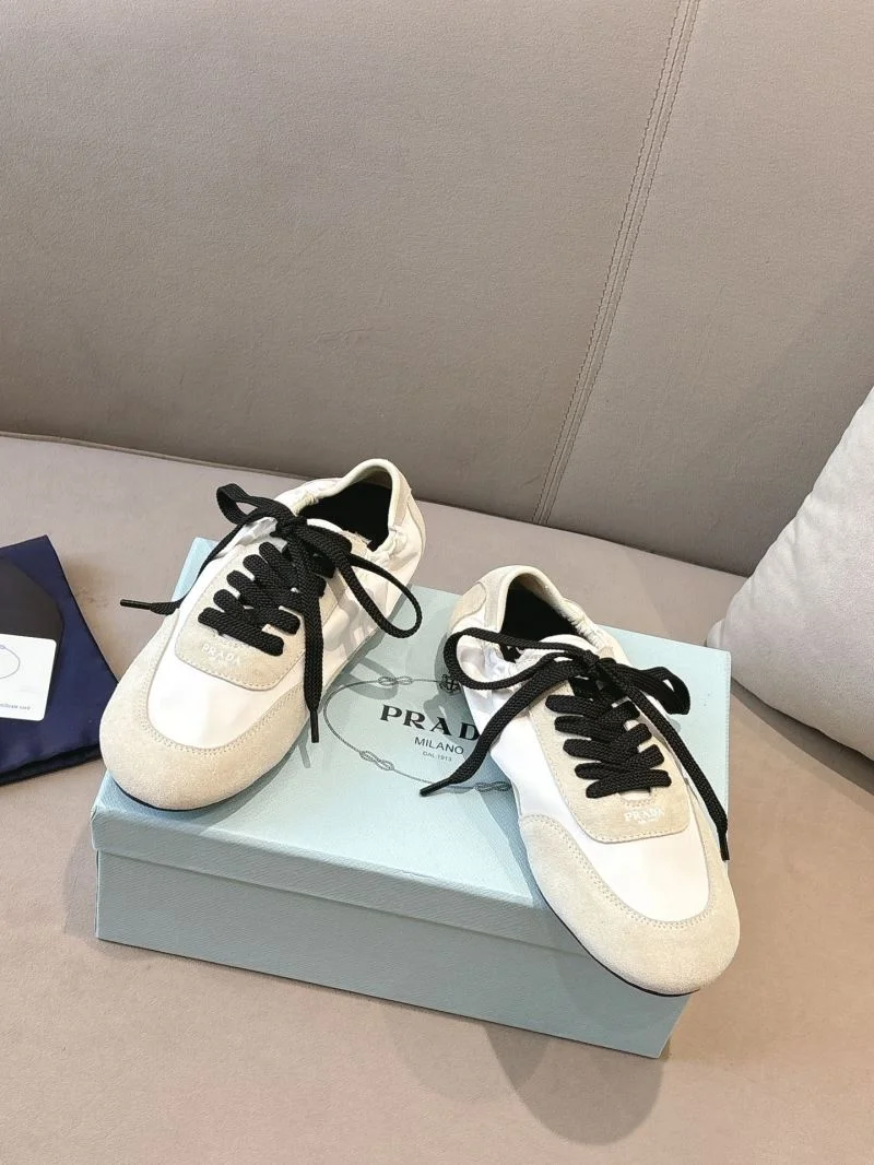 Prada Low Shoes Functional 34803