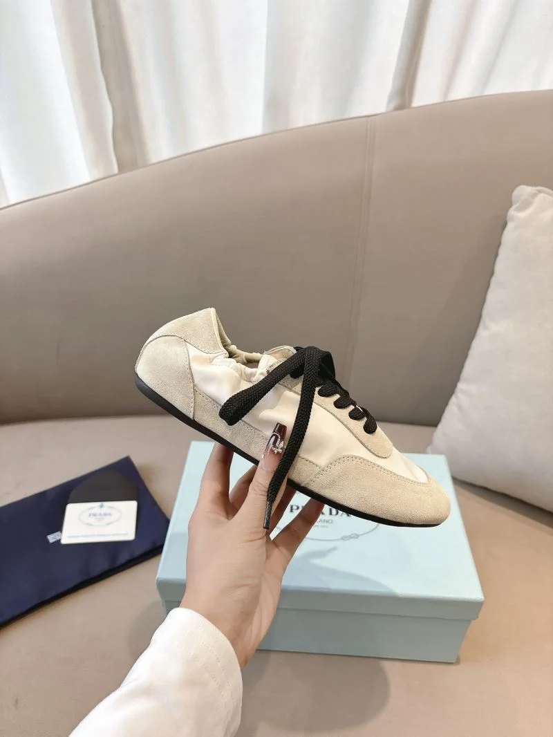 Prada Low Shoes Functional 34803