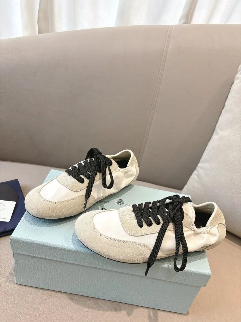 Prada Low Shoes Functional 34803