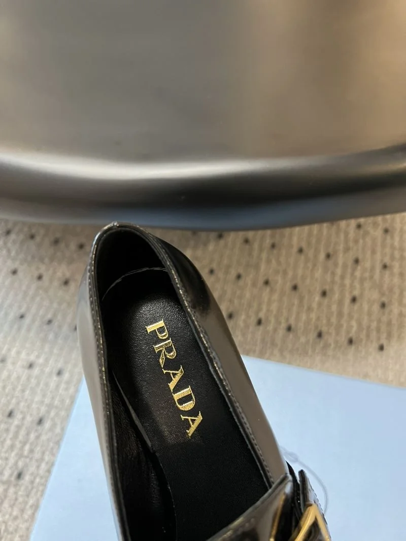 Prada Low Shoes Timeless 34794