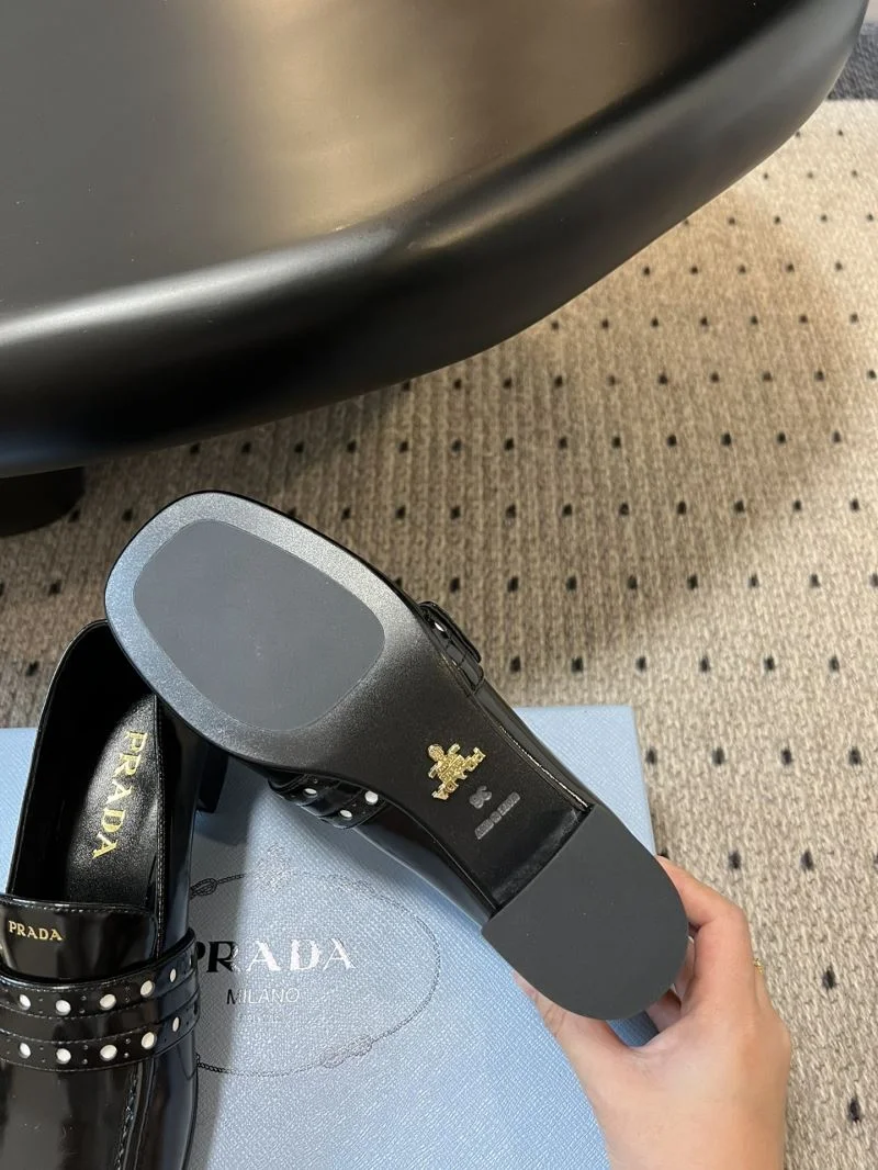 Prada Low Shoes Timeless 34794