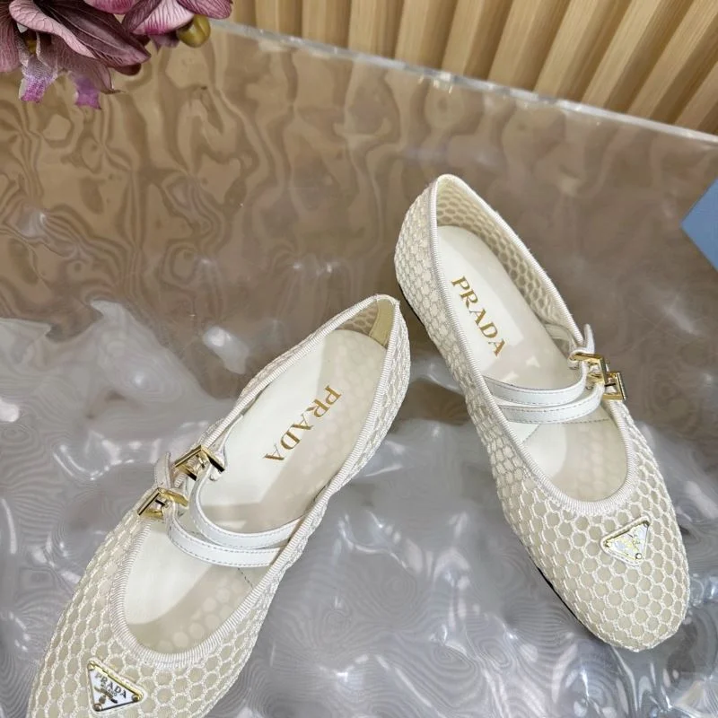 SmoothTexture Prada Low Shoes 34801