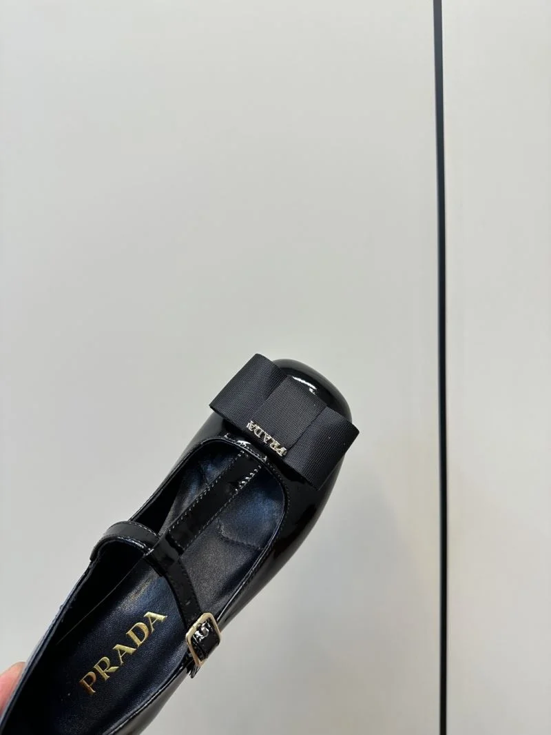 Prada Low Shoes GoAnywhere 34804