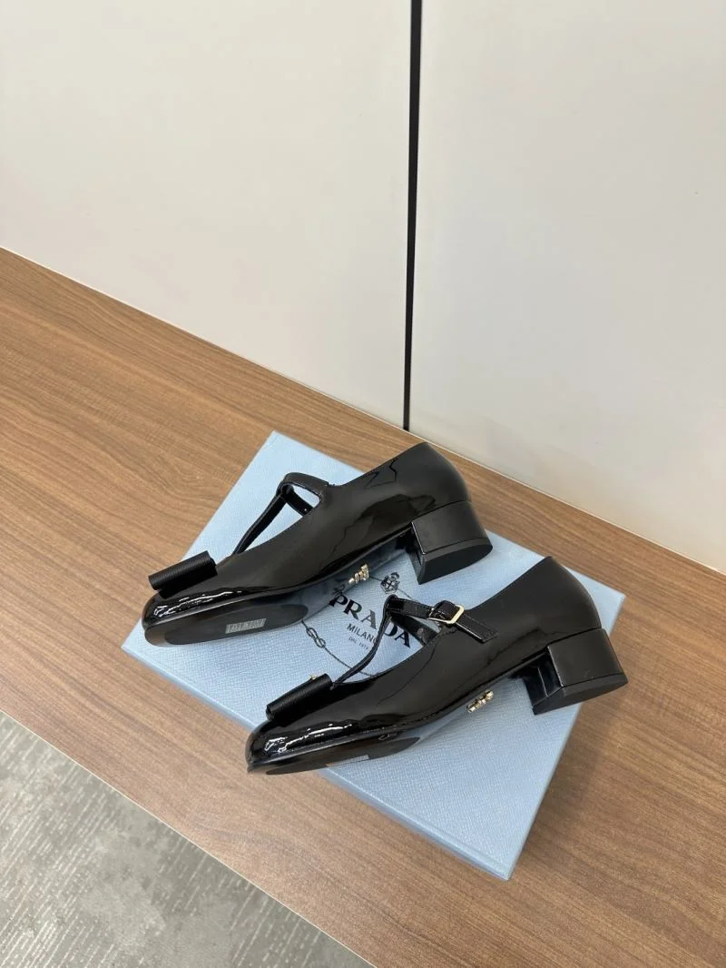 Prada Low Shoes GoAnywhere 34804