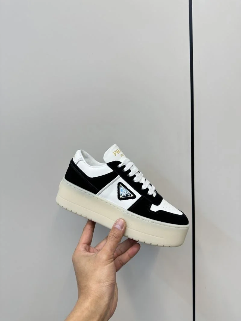 Prada Low Shoes Breathable 34783