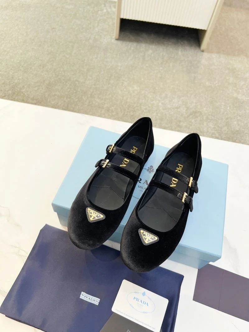 Prada Low Shoes NewStyle 34773