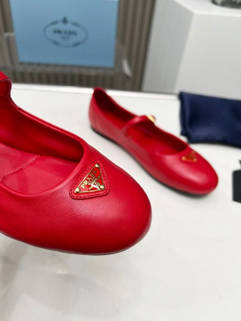 BestValue Prada Low Shoes 34774