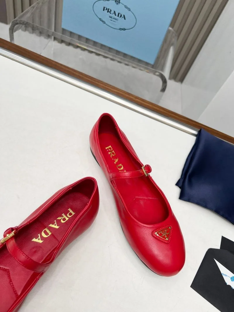 BestValue Prada Low Shoes 34774