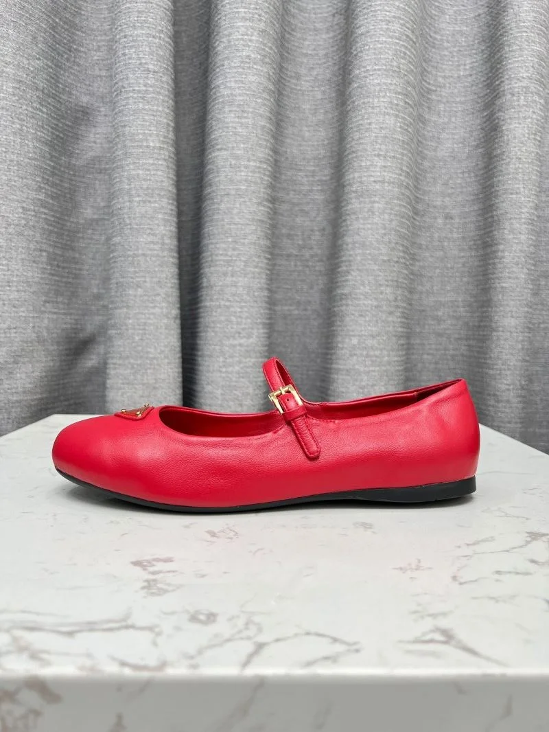 BestValue Prada Low Shoes 34774