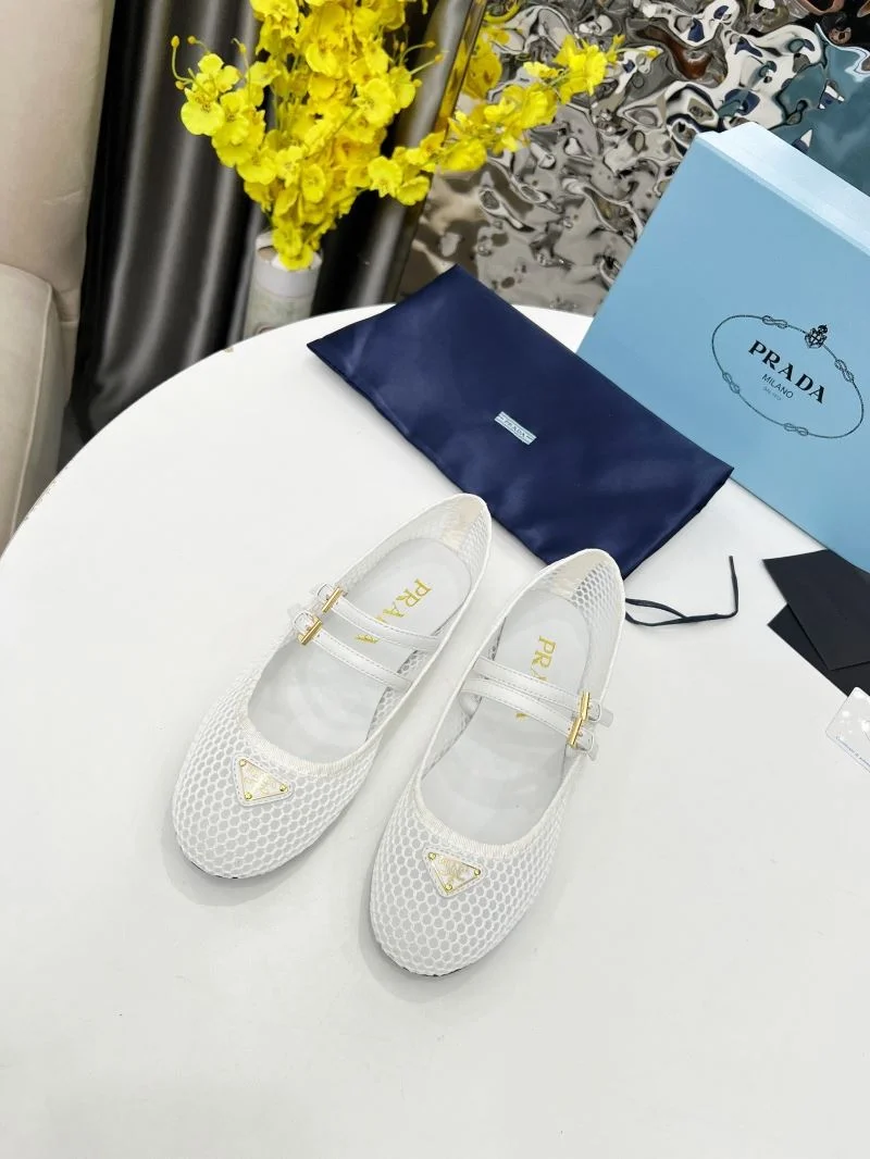 Prada Low Shoes UrbanStyle 34771