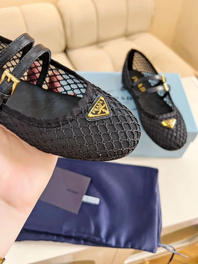 MoistureWicking Prada Low Shoes 34772