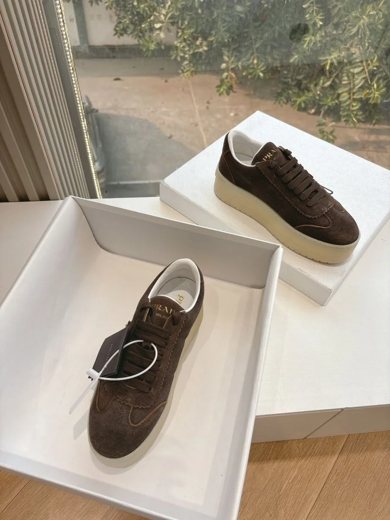 WrinkleFree Prada Low Shoes 34769