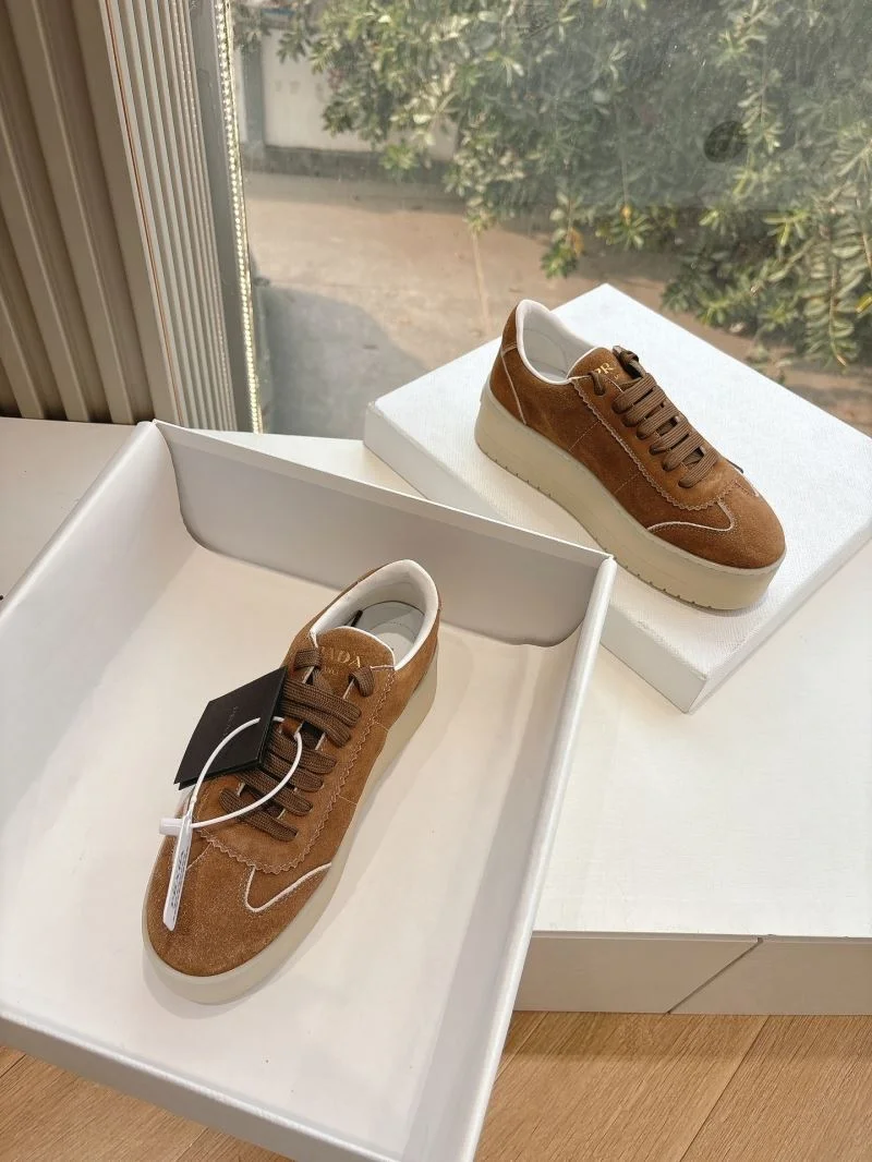 Prada Low Shoes DailyWear 34767