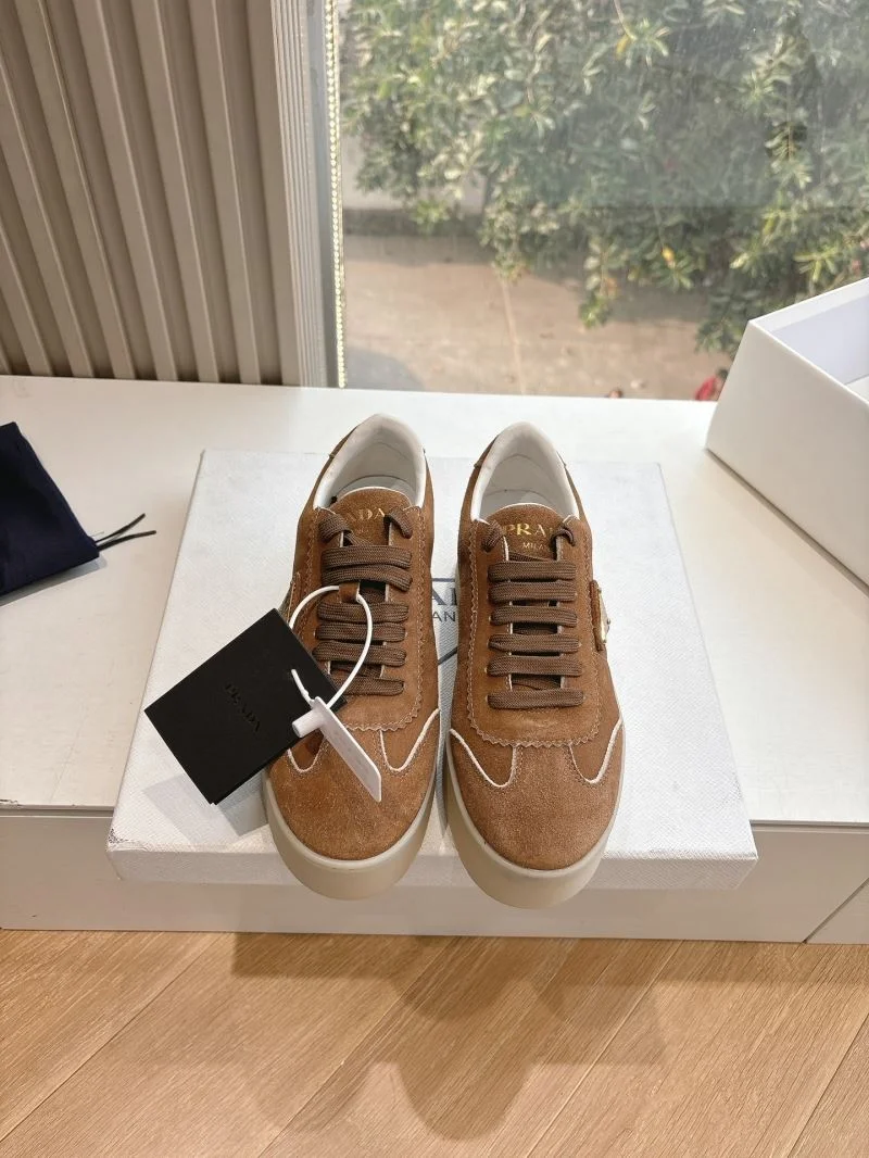 Prada Low Shoes DailyWear 34767