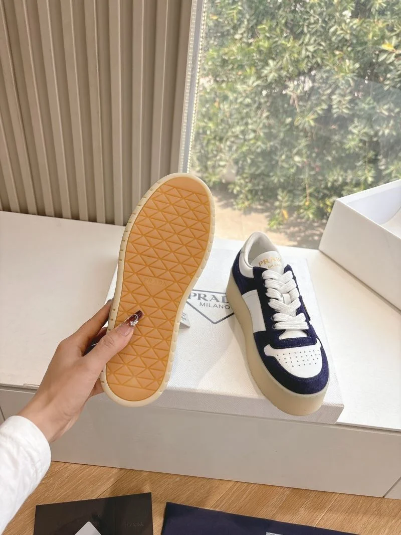 Stretchable Prada Low Shoes 34764