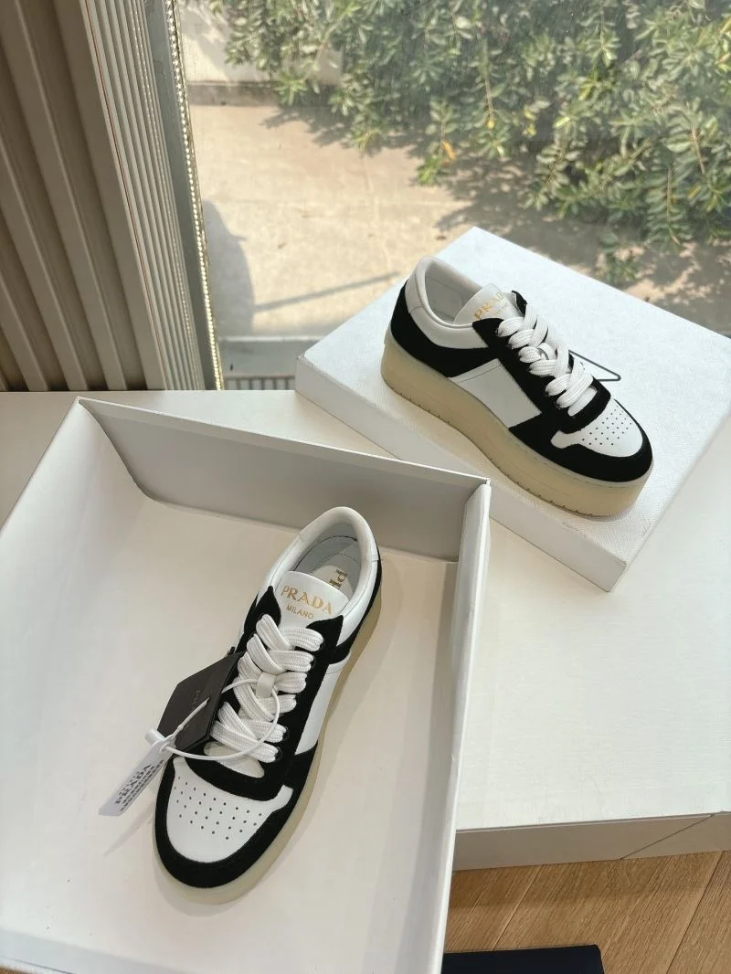 Practical Prada Low Shoes 34765