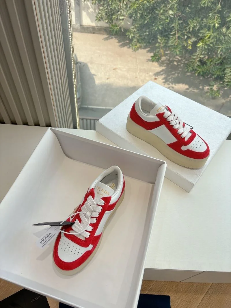 Prada Low Shoes Bright 34747