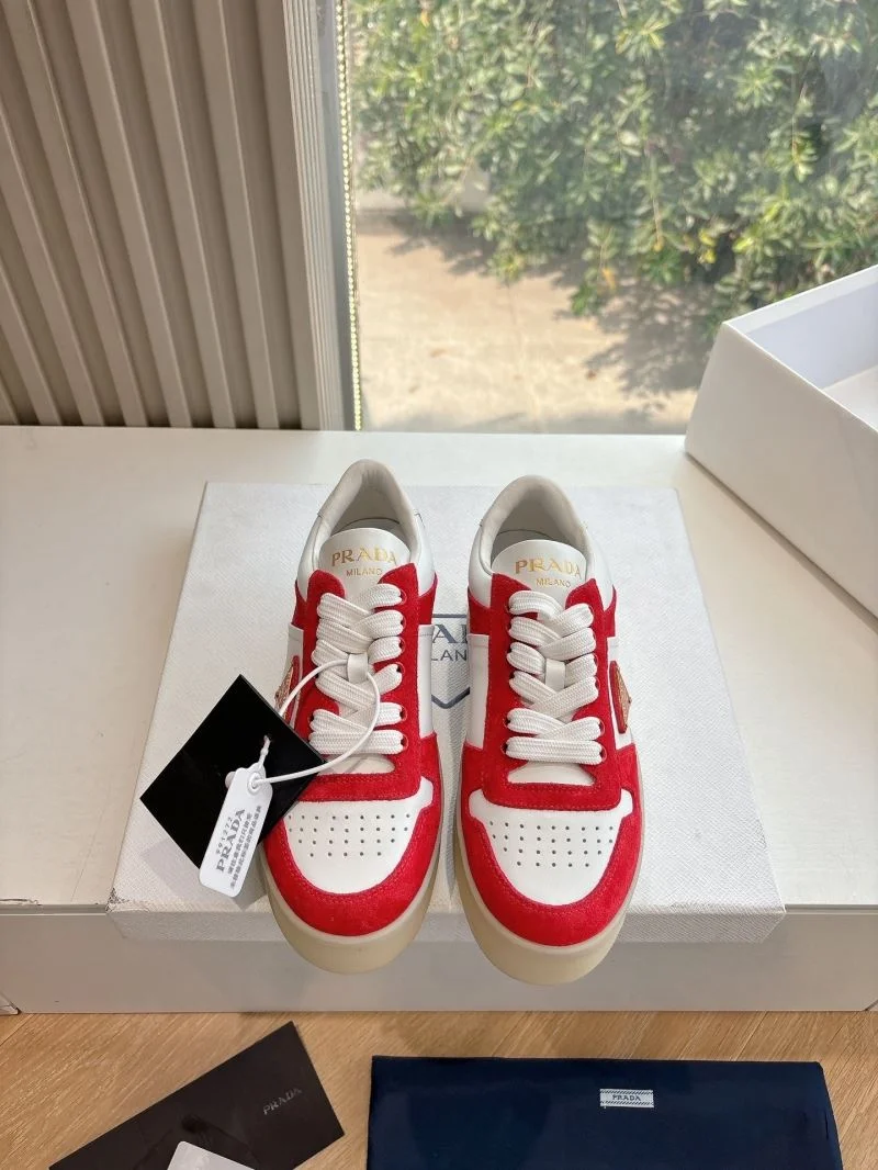 Prada Low Shoes Bright 34747