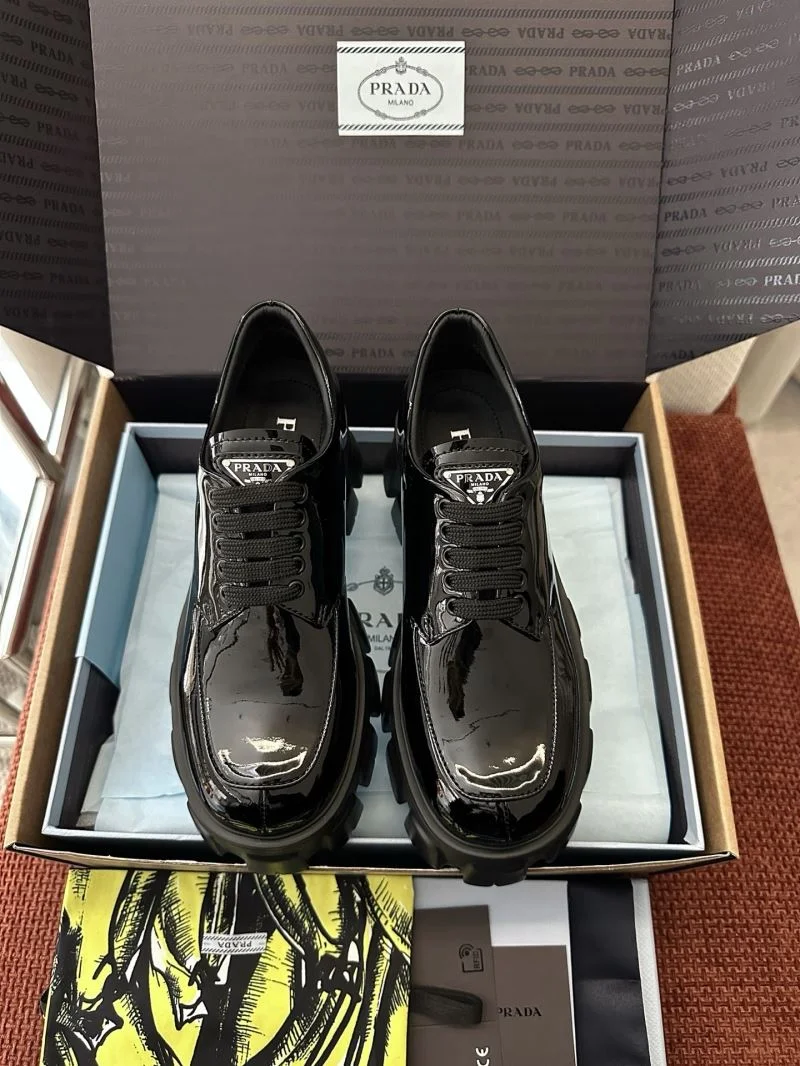 Prada Low Shoes Minimalist 34757