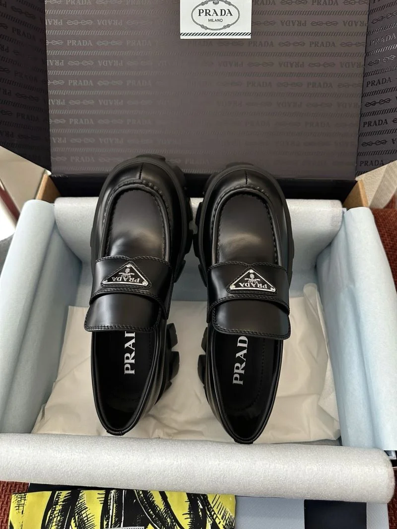 Prada Low Shoes OnTrend 34752