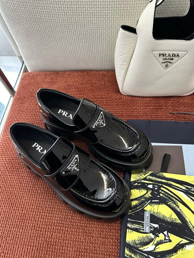 Prada Low Shoes Comfortable 34754