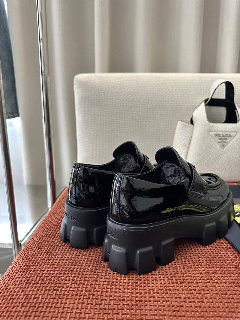 Prada Low Shoes Comfortable 34754