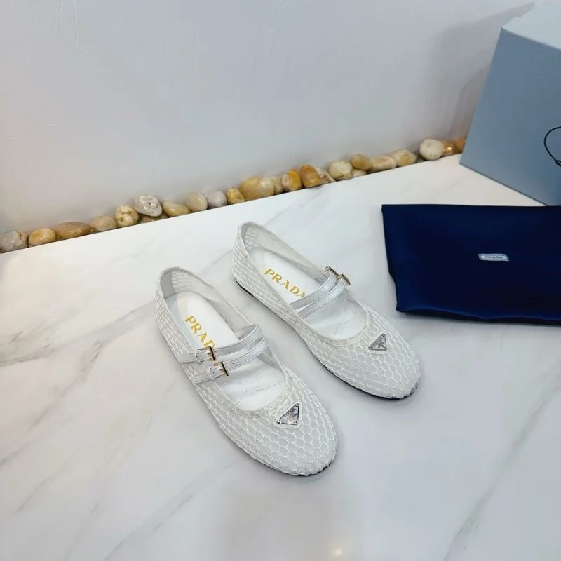 Breathable Prada Low Shoes 34761
