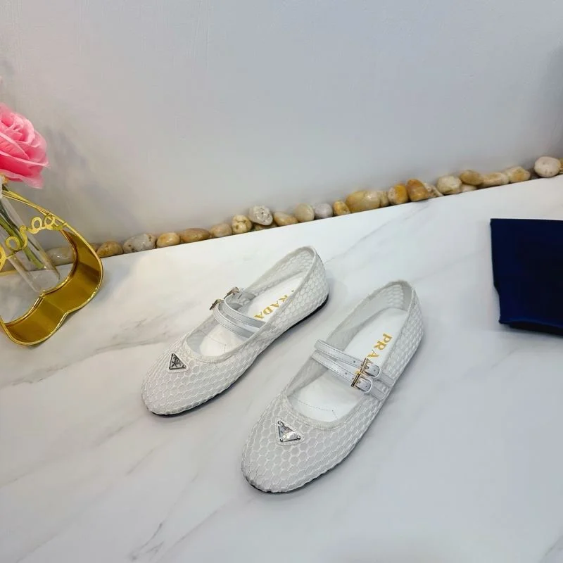 Breathable Prada Low Shoes 34761