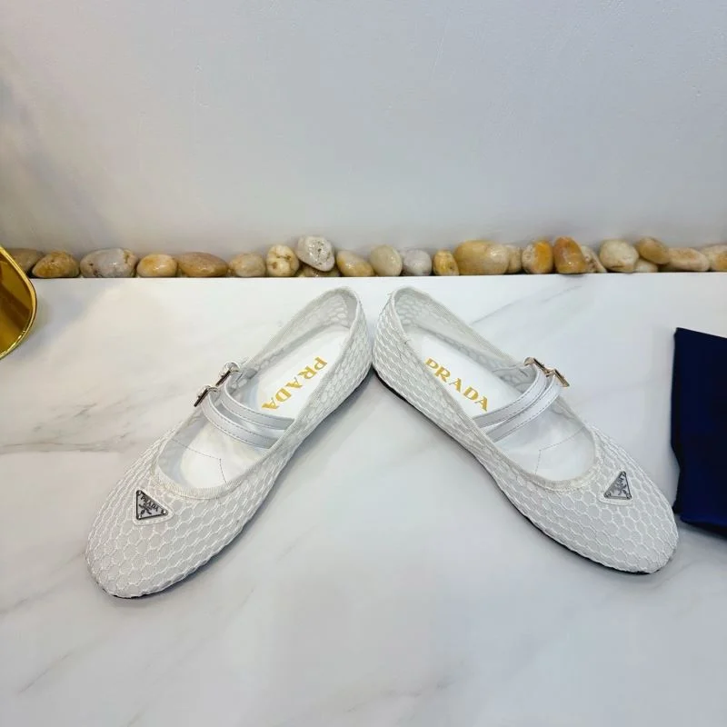 Breathable Prada Low Shoes 34761