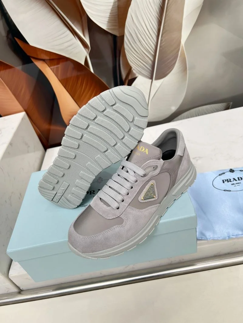 Prada Low Shoes Trendsetting 34750