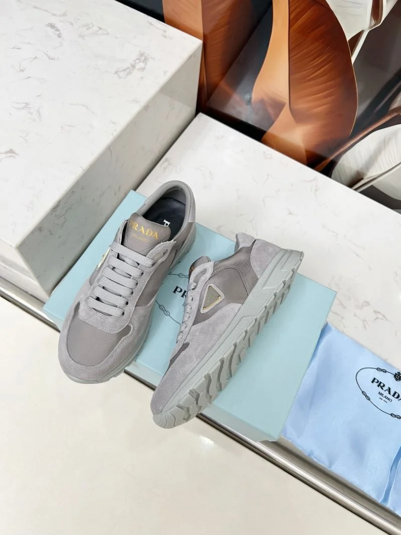 Prada Low Shoes Trendsetting 34750