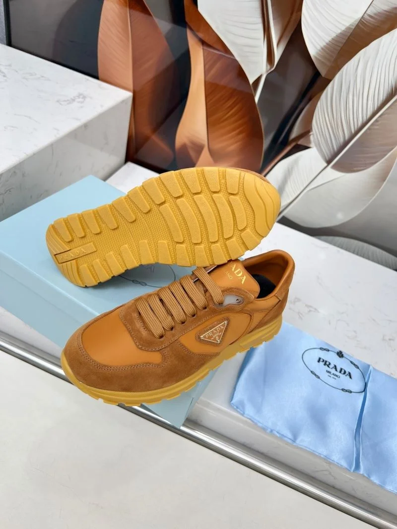 Durable Prada Low Shoes 34753