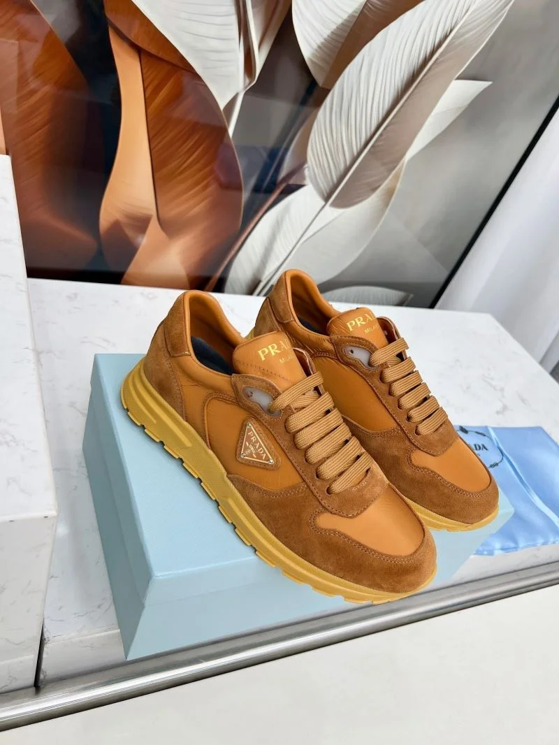 Durable Prada Low Shoes 34753