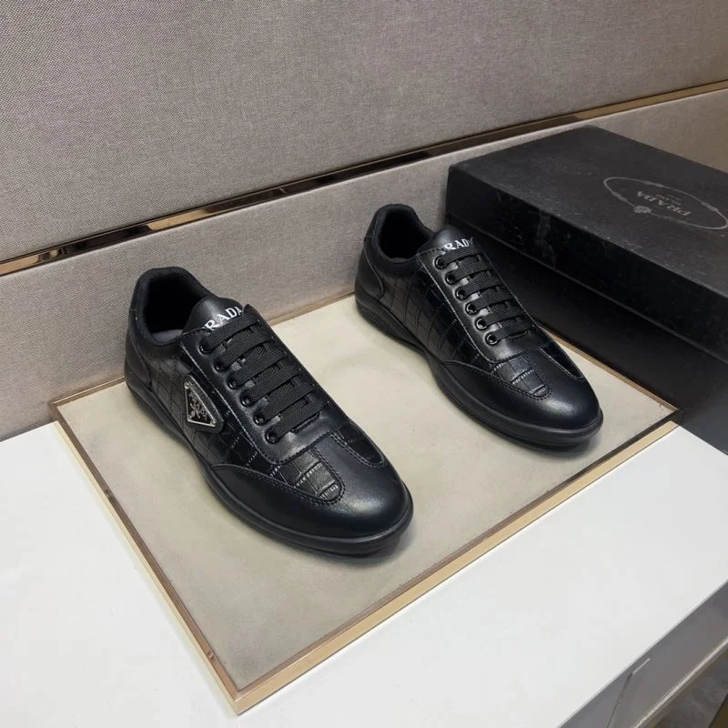 Prada Low Shoes Supportive 35675