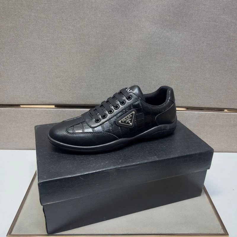 Prada Low Shoes Supportive 35675