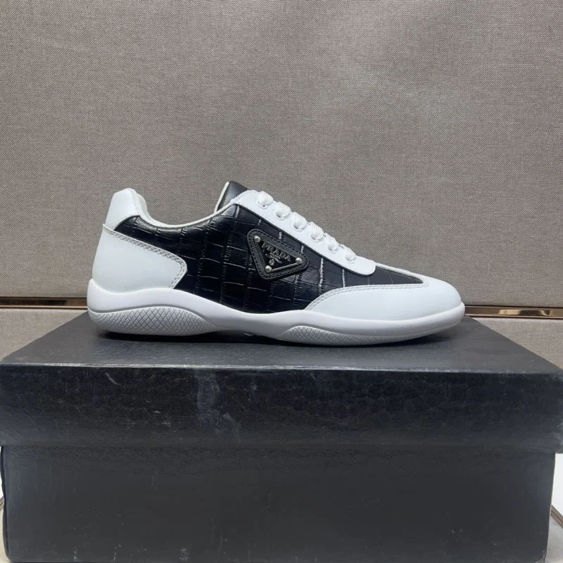 Prada Low Shoes Popular 35676
