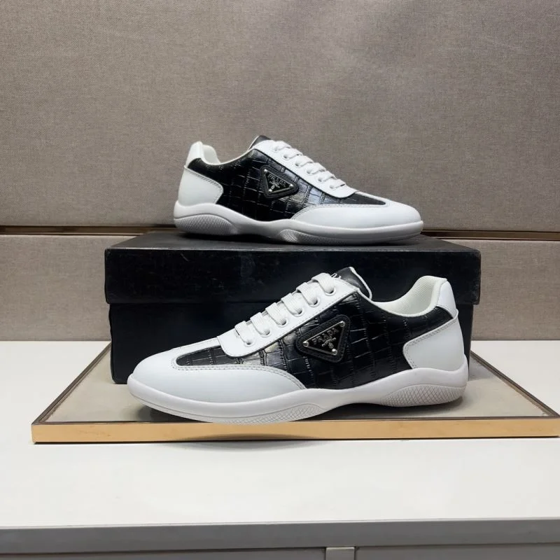 Prada Low Shoes Popular 35676
