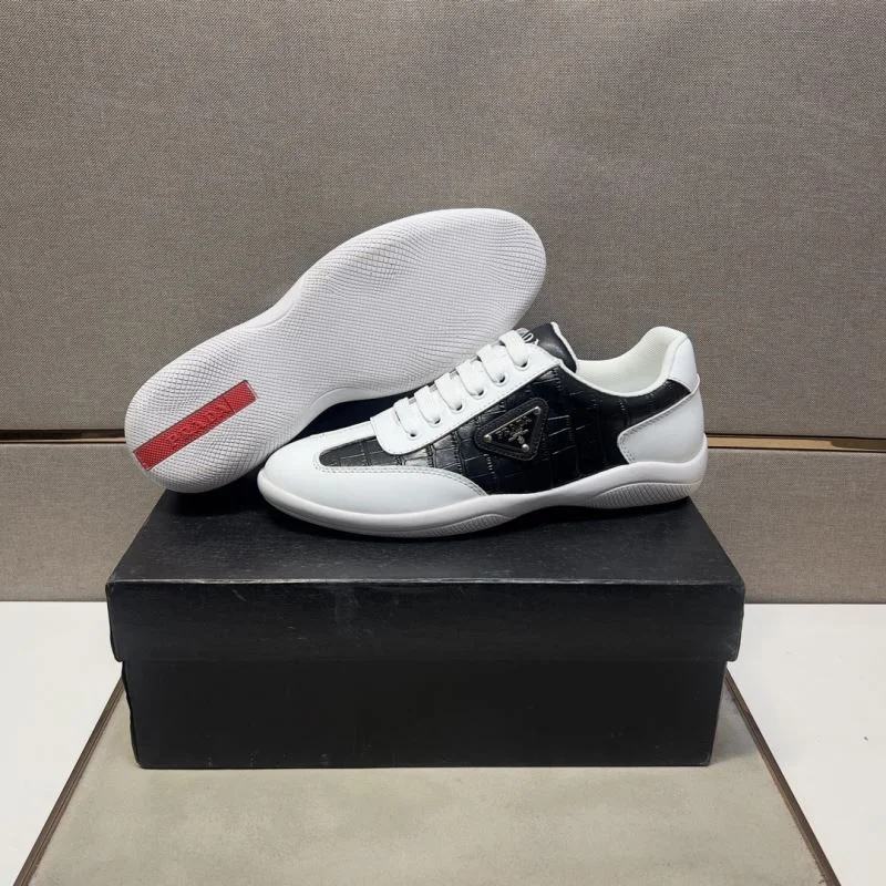 Prada Low Shoes Popular 35676